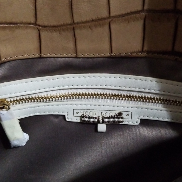 Henri Bendel Convertible Clutch Crocodile print - Picture 8 of 8